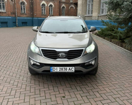 Серый Киа Sportage, объемом двигателя 2 л и пробегом 152 тыс. км за 13350 $, фото 2 на Automoto.ua