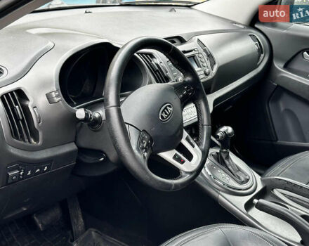 Серый Киа Sportage, объемом двигателя 2 л и пробегом 208 тыс. км за 12400 $, фото 18 на Automoto.ua