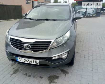 Сірий Кіа Sportage, об'ємом двигуна 0 л та пробігом 220 тис. км за 14000 $, фото 5 на Automoto.ua