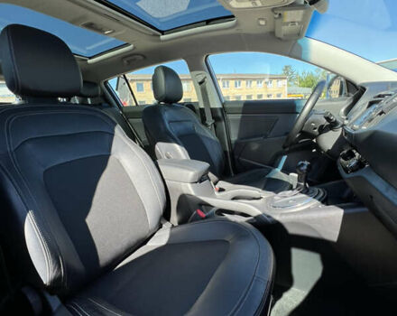 Сірий Кіа Sportage, об'ємом двигуна 2 л та пробігом 165 тис. км за 13900 $, фото 15 на Automoto.ua