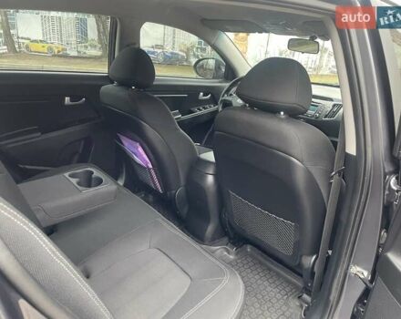 Серый Киа Sportage, объемом двигателя 2 л и пробегом 77 тыс. км за 12500 $, фото 16 на Automoto.ua