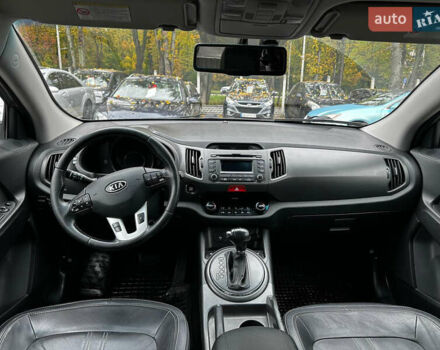 Серый Киа Sportage, объемом двигателя 2 л и пробегом 208 тыс. км за 12400 $, фото 14 на Automoto.ua
