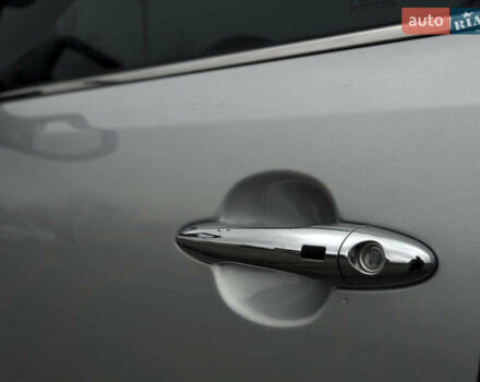 Серый Киа Sportage, объемом двигателя 2 л и пробегом 180 тыс. км за 10300 $, фото 10 на Automoto.ua