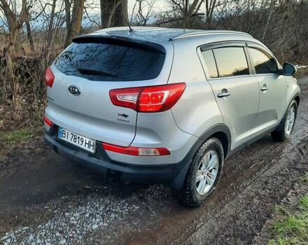 Серый Киа Sportage, объемом двигателя 1.69 л и пробегом 113 тыс. км за 12000 $, фото 10 на Automoto.ua