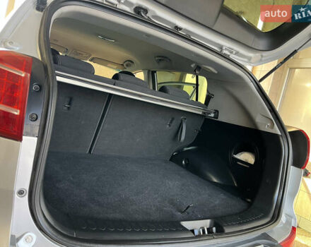 Сірий Кіа Sportage, об'ємом двигуна 2 л та пробігом 145 тис. км за 12800 $, фото 4 на Automoto.ua