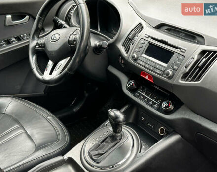 Серый Киа Sportage, объемом двигателя 2 л и пробегом 208 тыс. км за 12400 $, фото 11 на Automoto.ua