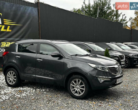Серый Киа Sportage, объемом двигателя 2 л и пробегом 208 тыс. км за 11800 $, фото 4 на Automoto.ua