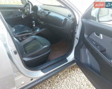 Серый Киа Sportage, объемом двигателя 1.69 л и пробегом 161 тыс. км за 10900 $, фото 9 на Automoto.ua