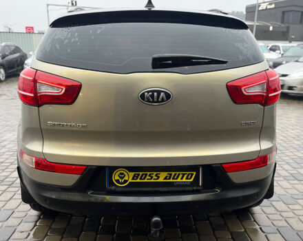 Серый Киа Sportage, объемом двигателя 1.7 л и пробегом 311 тыс. км за 12490 $, фото 5 на Automoto.ua