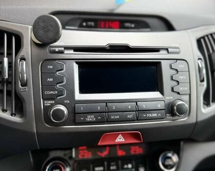 Сірий Кіа Sportage, об'ємом двигуна 2 л та пробігом 160 тис. км за 12300 $, фото 1 на Automoto.ua