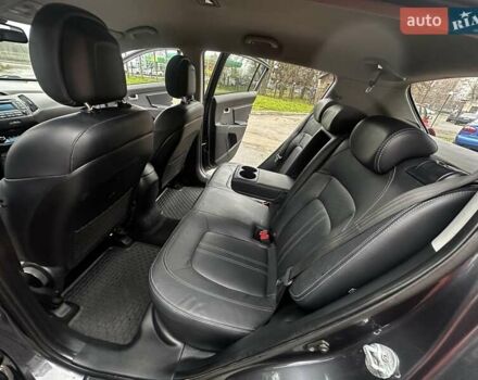 Сірий Кіа Sportage, об'ємом двигуна 2 л та пробігом 159 тис. км за 13499 $, фото 28 на Automoto.ua
