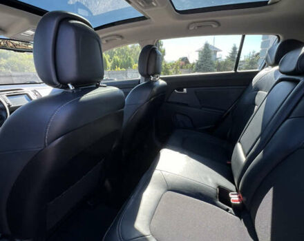 Сірий Кіа Sportage, об'ємом двигуна 2 л та пробігом 165 тис. км за 13900 $, фото 13 на Automoto.ua