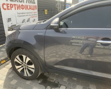 Серый Киа Sportage, объемом двигателя 2 л и пробегом 180 тыс. км за 12500 $, фото 3 на Automoto.ua