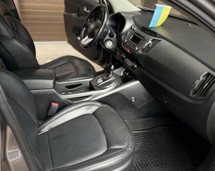 Сірий Кіа Sportage, об'ємом двигуна 2 л та пробігом 160 тис. км за 12300 $, фото 9 на Automoto.ua