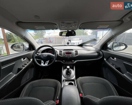 Сірий Кіа Sportage, об'ємом двигуна 2 л та пробігом 232 тис. км за 11400 $, фото 31 на Automoto.ua