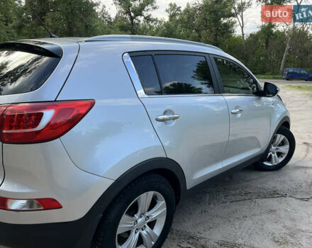 Сірий Кіа Sportage, об'ємом двигуна 2 л та пробігом 145 тис. км за 12800 $, фото 17 на Automoto.ua