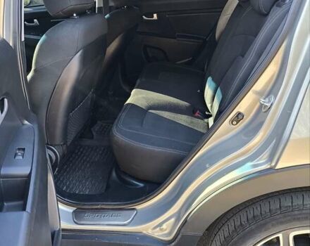 Серый Киа Sportage, объемом двигателя 1.69 л и пробегом 199 тыс. км за 11500 $, фото 5 на Automoto.ua