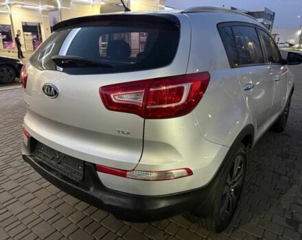 Серый Киа Sportage, объемом двигателя 2 л и пробегом 177 тыс. км за 13000 $, фото 4 на Automoto.ua