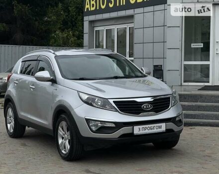 Сірий Кіа Sportage, об'ємом двигуна 2 л та пробігом 216 тис. км за 11199 $, фото 1 на Automoto.ua