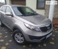 Сірий Кіа Sportage, об'ємом двигуна 1.59 л та пробігом 237 тис. км за 10800 $, фото 2 на Automoto.ua