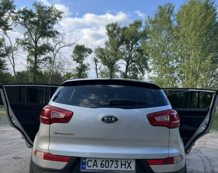 Сірий Кіа Sportage, об'ємом двигуна 2 л та пробігом 145 тис. км за 12800 $, фото 1 на Automoto.ua