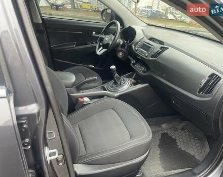 Серый Киа Sportage, объемом двигателя 2 л и пробегом 77 тыс. км за 12500 $, фото 19 на Automoto.ua