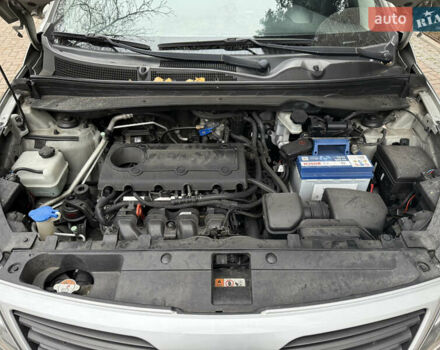 Серый Киа Sportage, объемом двигателя 2 л и пробегом 152 тыс. км за 13350 $, фото 5 на Automoto.ua