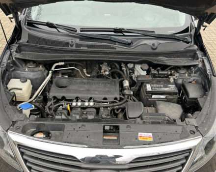 Сірий Кіа Sportage, об'ємом двигуна 2 л та пробігом 135 тис. км за 12499 $, фото 34 на Automoto.ua