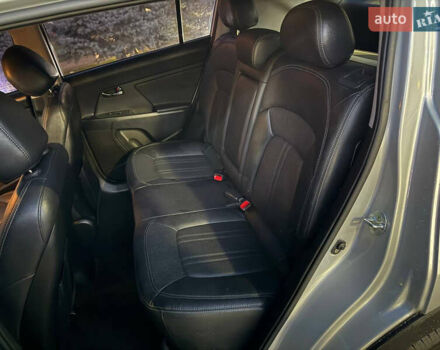 Серый Киа Sportage, объемом двигателя 2 л и пробегом 177 тыс. км за 13000 $, фото 23 на Automoto.ua
