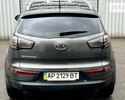 Серый Киа Sportage, объемом двигателя 2 л и пробегом 185 тыс. км за 12900 $, фото 7 на Automoto.ua