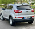 Серый Киа Sportage, объемом двигателя 2 л и пробегом 180 тыс. км за 12800 $, фото 3 на Automoto.ua