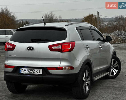 Серый Киа Sportage, объемом двигателя 2 л и пробегом 180 тыс. км за 10300 $, фото 5 на Automoto.ua