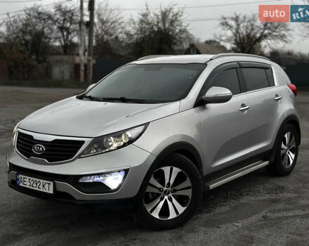 Серый Киа Sportage, объемом двигателя 2 л и пробегом 180 тыс. км за 10300 $, фото 2 на Automoto.ua