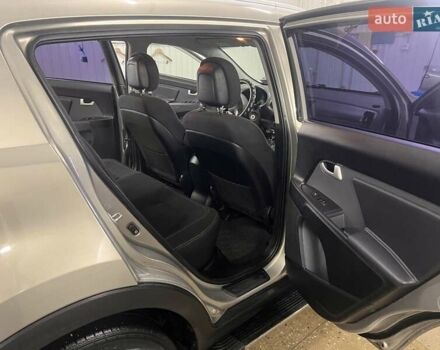 Серый Киа Sportage, объемом двигателя 2 л и пробегом 191 тыс. км за 10000 $, фото 15 на Automoto.ua