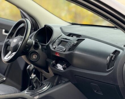Серый Киа Sportage, объемом двигателя 2 л и пробегом 230 тыс. км за 12500 $, фото 10 на Automoto.ua