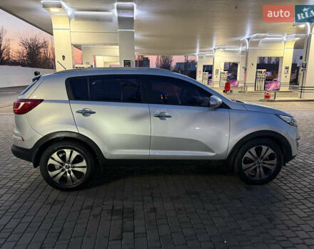 Серый Киа Sportage, объемом двигателя 2 л и пробегом 177 тыс. км за 13000 $, фото 6 на Automoto.ua