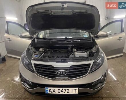 Серый Киа Sportage, объемом двигателя 2 л и пробегом 191 тыс. км за 10000 $, фото 16 на Automoto.ua