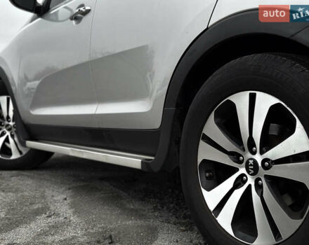 Серый Киа Sportage, объемом двигателя 2 л и пробегом 180 тыс. км за 10300 $, фото 9 на Automoto.ua
