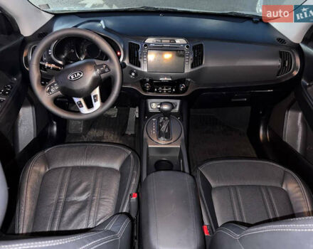 Серый Киа Sportage, объемом двигателя 2 л и пробегом 177 тыс. км за 13000 $, фото 24 на Automoto.ua