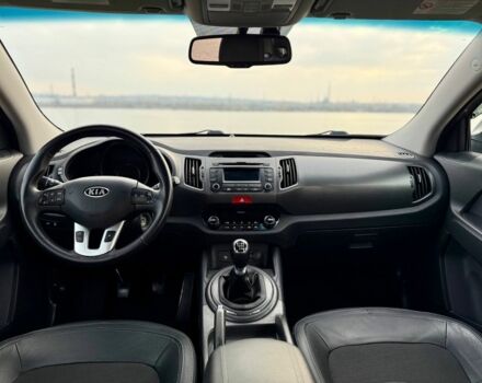 Серый Киа Sportage, объемом двигателя 2 л и пробегом 230 тыс. км за 12500 $, фото 12 на Automoto.ua
