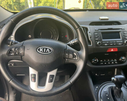 Серый Киа Sportage, объемом двигателя 2 л и пробегом 132 тыс. км за 13500 $, фото 24 на Automoto.ua