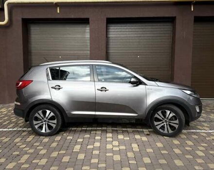 Сірий Кіа Sportage, об'ємом двигуна 2 л та пробігом 160 тис. км за 12300 $, фото 11 на Automoto.ua