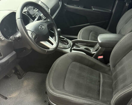 Серый Киа Sportage, объемом двигателя 2 л и пробегом 152 тыс. км за 13350 $, фото 22 на Automoto.ua