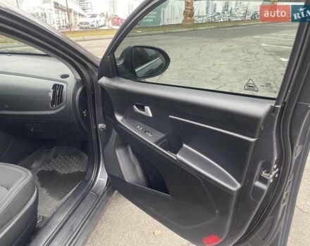 Серый Киа Sportage, объемом двигателя 2 л и пробегом 77 тыс. км за 12500 $, фото 20 на Automoto.ua