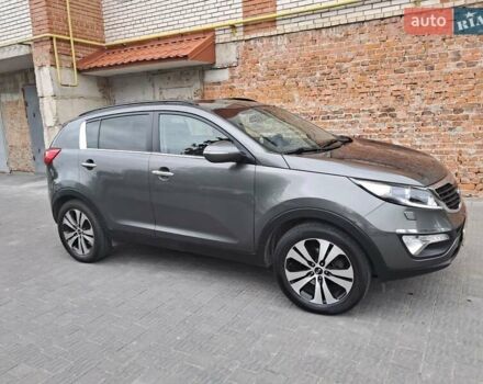 Серый Киа Sportage, объемом двигателя 2 л и пробегом 296 тыс. км за 12200 $, фото 4 на Automoto.ua