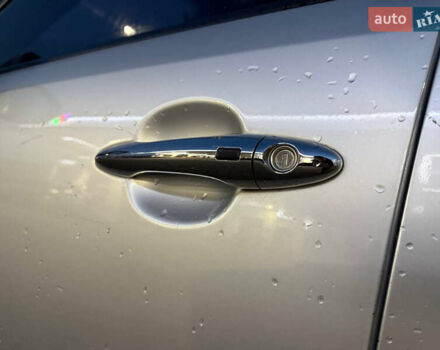 Серый Киа Sportage, объемом двигателя 2 л и пробегом 177 тыс. км за 13000 $, фото 10 на Automoto.ua