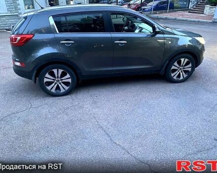 Сірий Кіа Sportage, об'ємом двигуна 2 л та пробігом 202 тис. км за 13200 $, фото 5 на Automoto.ua