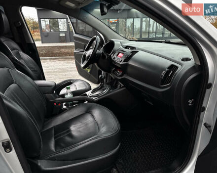 Серый Киа Sportage, объемом двигателя 2 л и пробегом 180 тыс. км за 10300 $, фото 18 на Automoto.ua