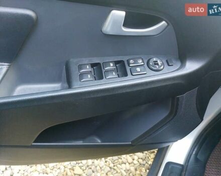 Серый Киа Sportage, объемом двигателя 1.69 л и пробегом 161 тыс. км за 10900 $, фото 14 на Automoto.ua