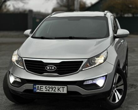 Сірий Кіа Sportage, об'ємом двигуна 2 л та пробігом 178 тис. км за 10500 $, фото 2 на Automoto.ua